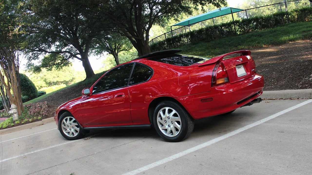 1995 Honda Prelude 4th Gen - Image 19 of 31