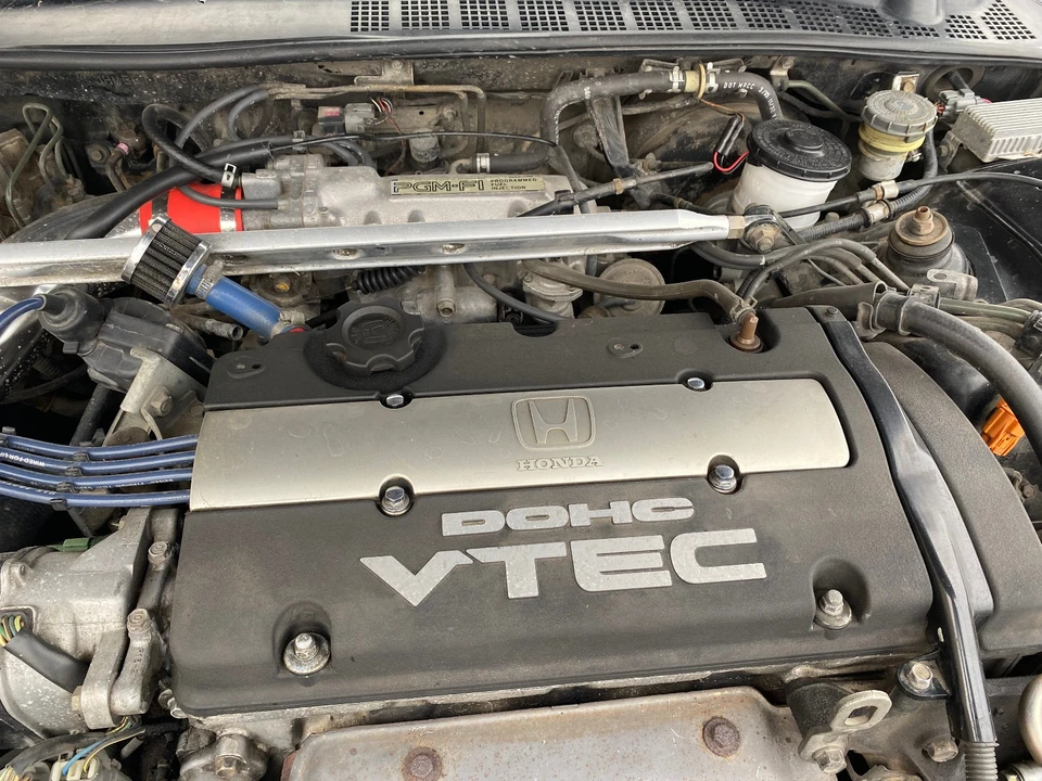 1995 Honda Prelude 4th Gen - Image 18 of 20