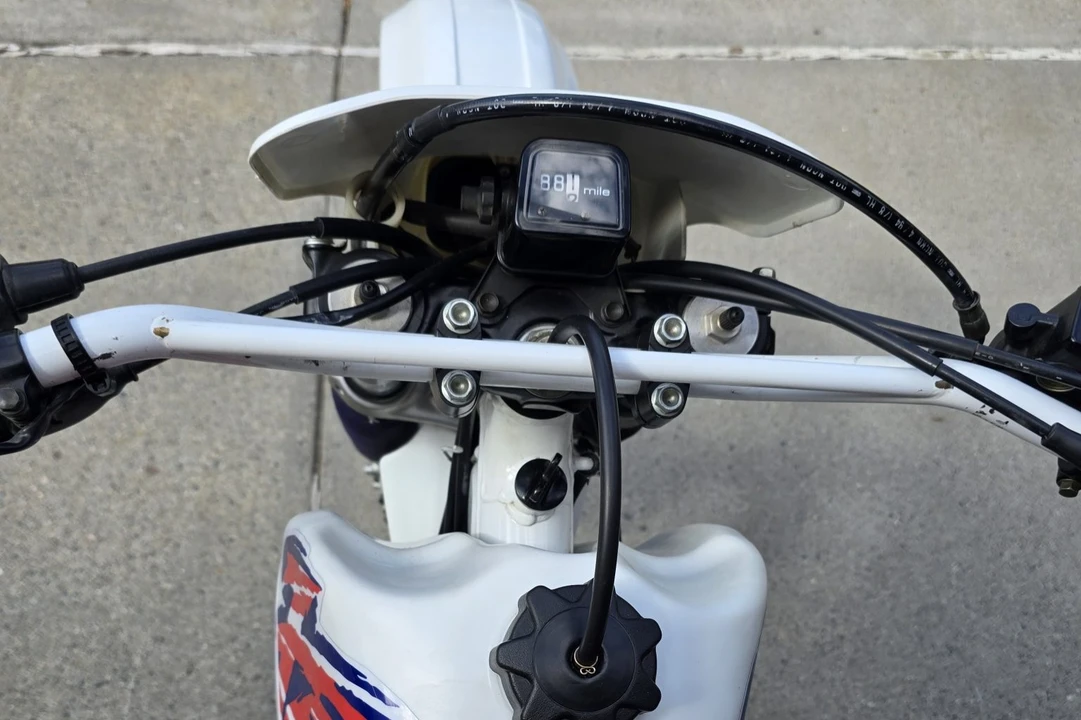 1995 Honda XR - Image 4 of 7