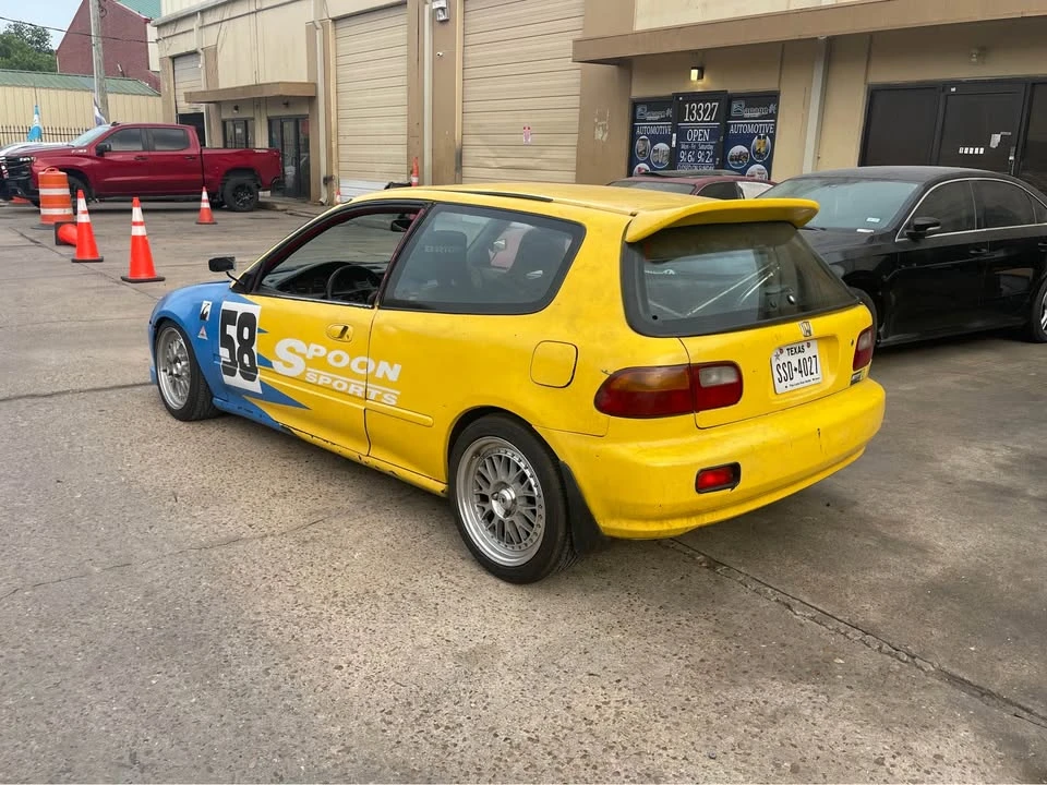 1995 Acura Integra 3rd Gen - Image 2 of 6