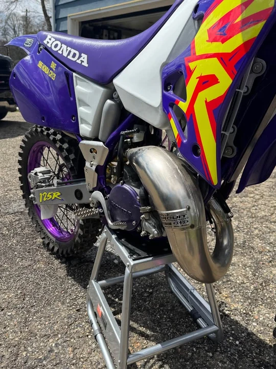 1995 Honda CR - Image 6 of 8