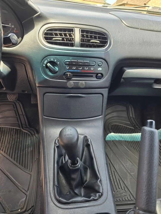 1995 Honda Del Sol - Image 11 of 18