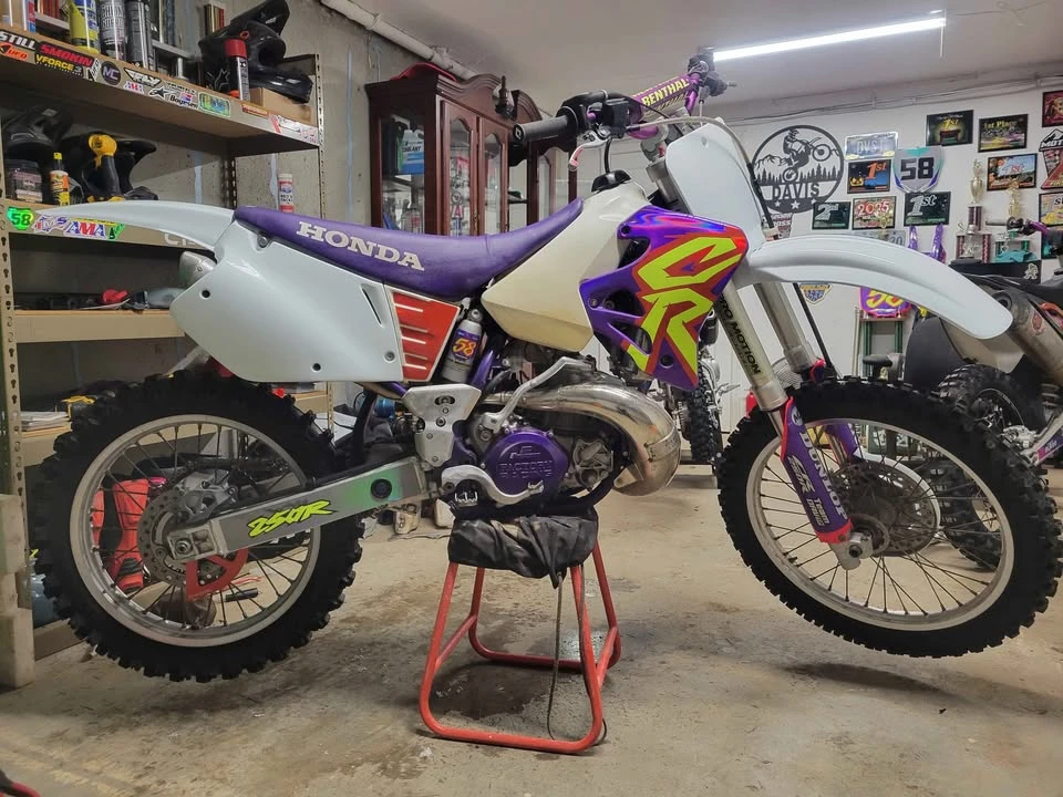 1995 Honda CR - Image 9 of 10
