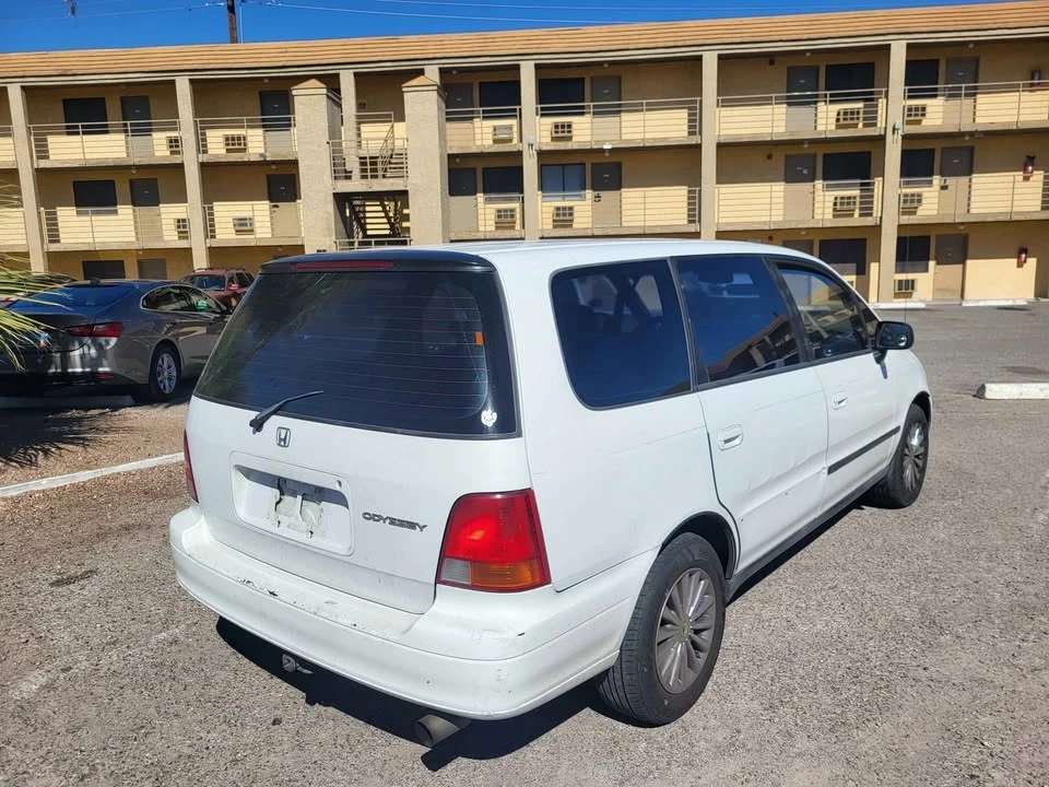 1995 Honda Odyssey - Image 3 of 8
