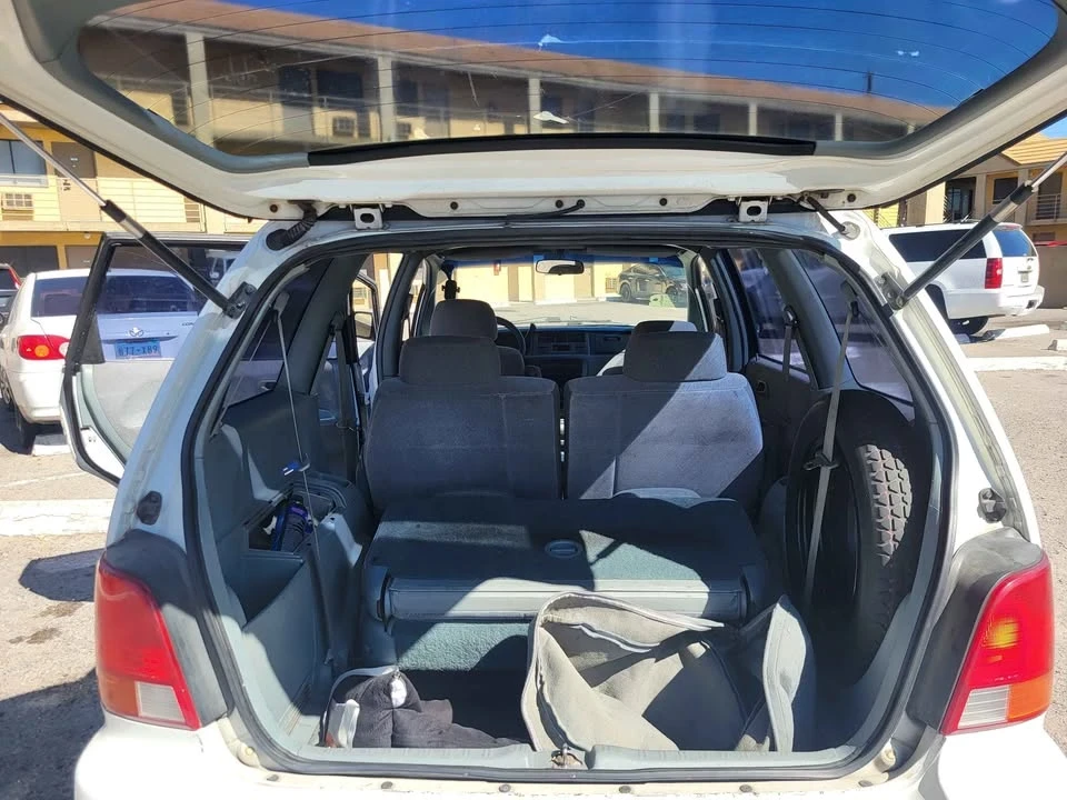 1995 Honda Odyssey - Image 6 of 8