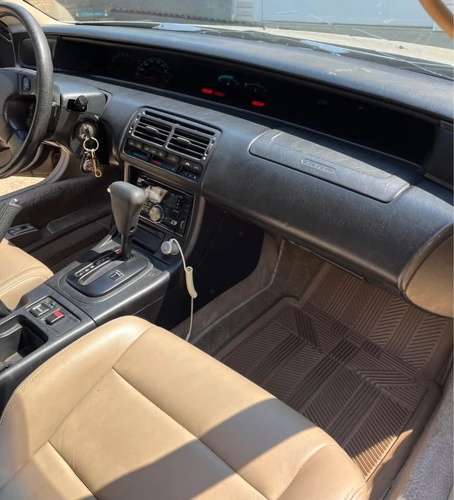 1995 Honda Prelude 4th Gen - Image 8 of 11