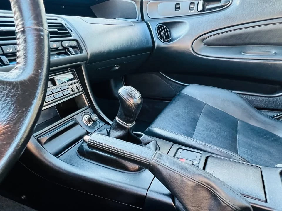 1995 Honda Prelude 4th Gen - Image 9 of 20
