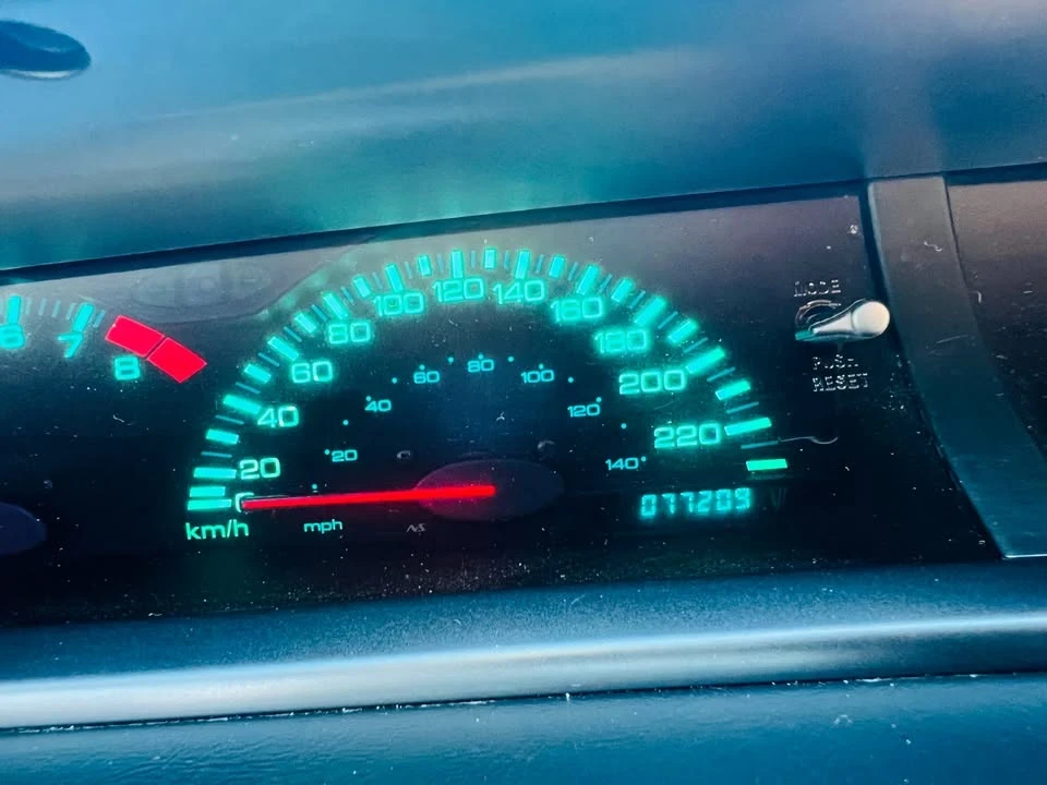 1995 Honda Prelude 4th Gen - Image 16 of 20
