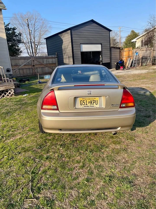 1995 Honda Prelude 4th Gen - Image 2 of 9