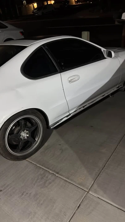 1995 Honda Prelude 4th Gen - Image 2 of 5