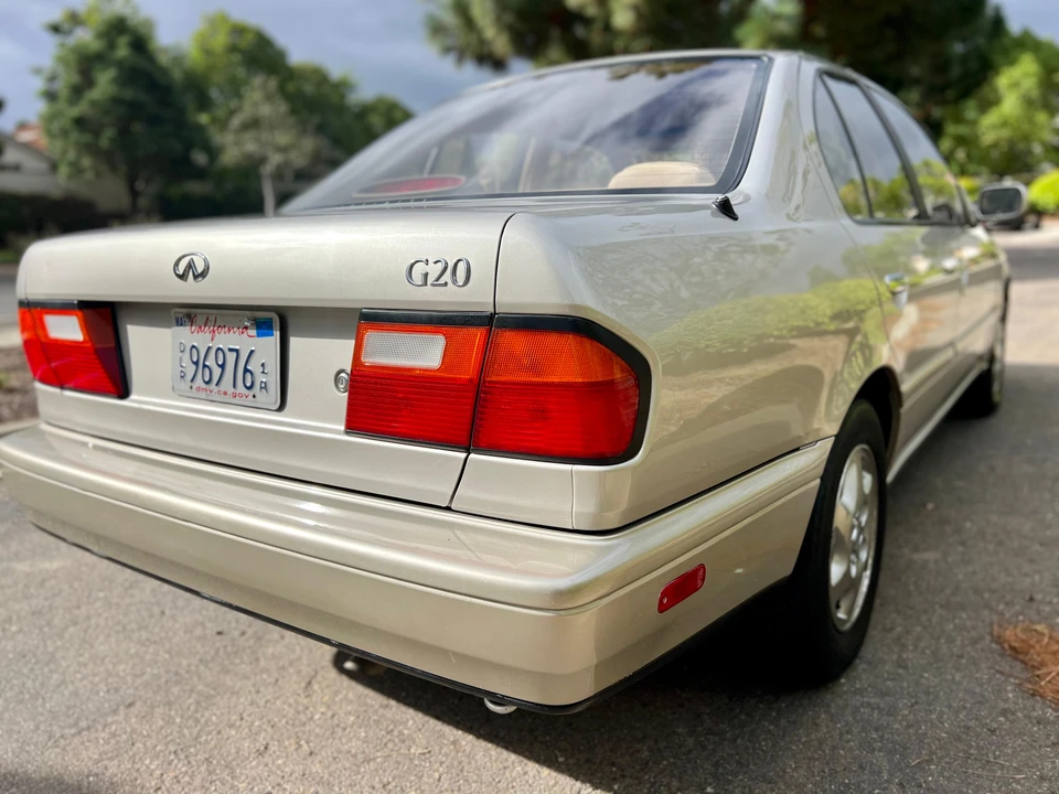 1995 Infiniti G20 1st Gen - Image 11 of 31