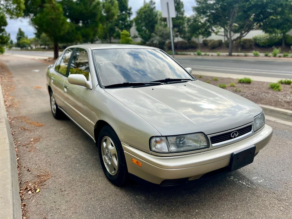 1995 Infiniti G20 1st Gen - Image 12 of 31