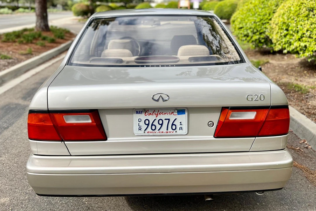 1995 Infiniti G20 1st Gen - Image 5 of 31