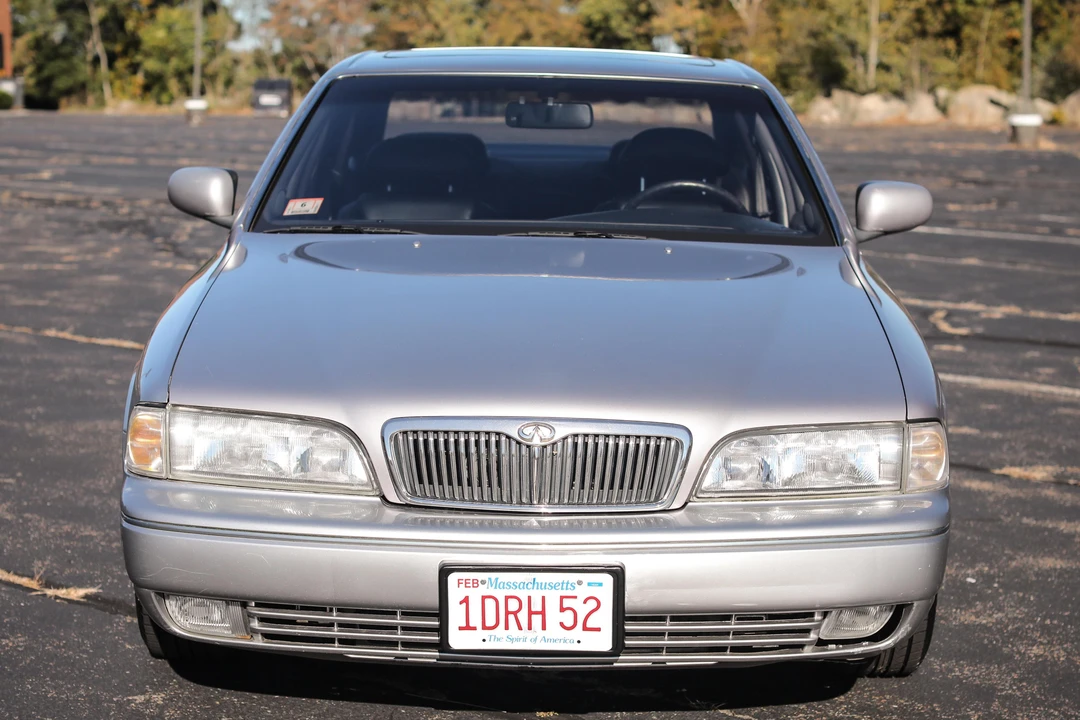 1995 Infiniti Q45 1st Gen - Image 2 of 31