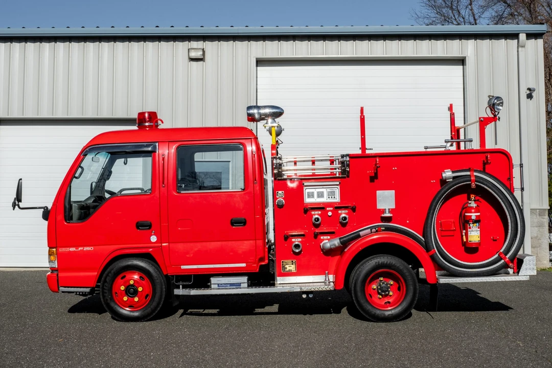 1995 Isuzu Elf - Image 9 of 31