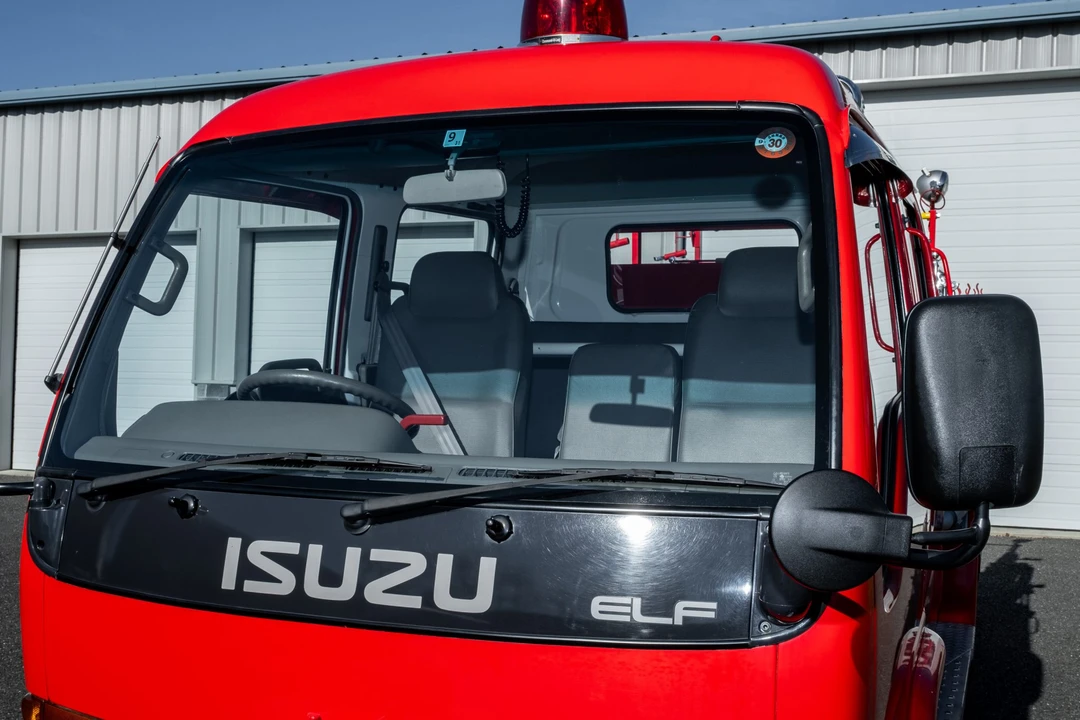 1995 Isuzu Elf - Image 26 of 31