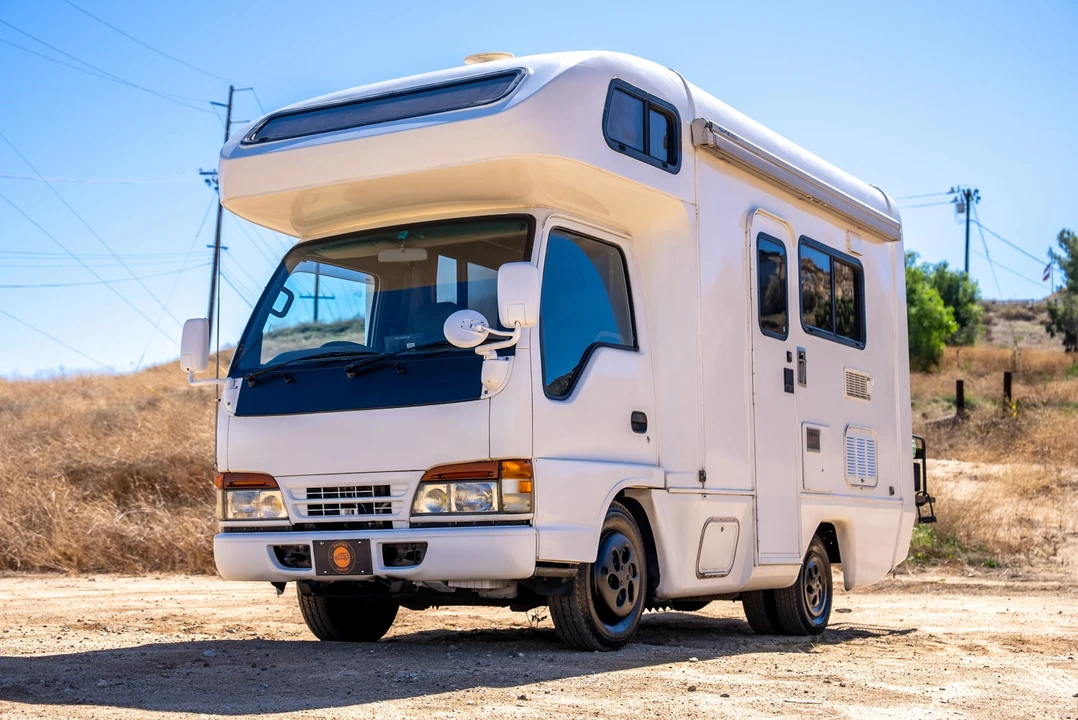 1995 Isuzu Elf - Image 9 of 31