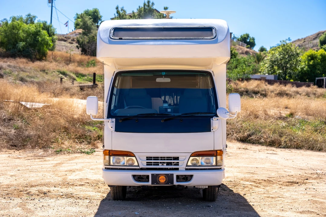 1995 Isuzu Elf - Image 11 of 31