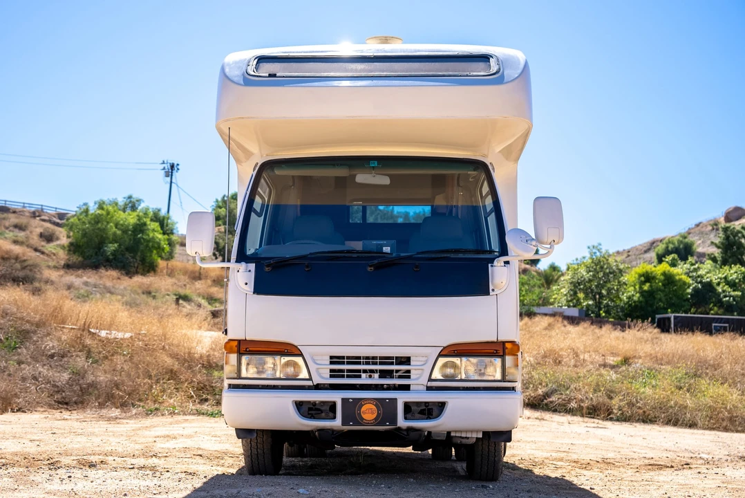 1995 Isuzu Elf - Image 12 of 31