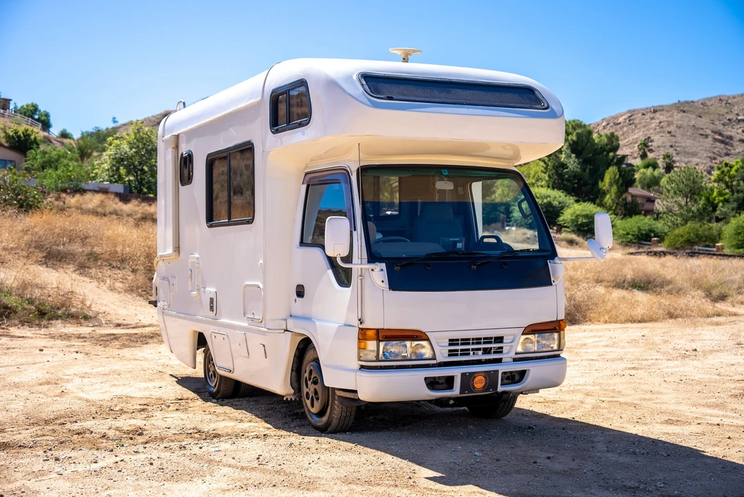 1995 Isuzu Elf - Image 15 of 31