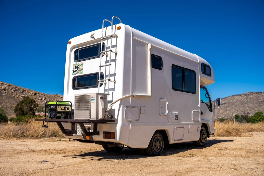 1995 Isuzu Elf - Image 23 of 31