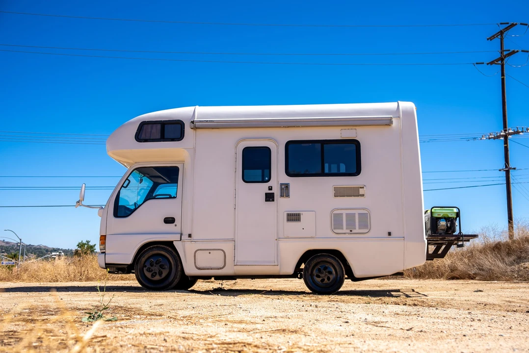 1995 Isuzu Elf - Image 31 of 31