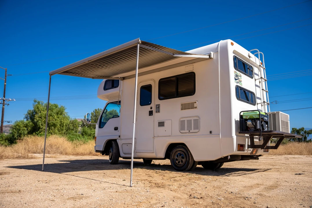 1995 Isuzu Elf - Image 29 of 31