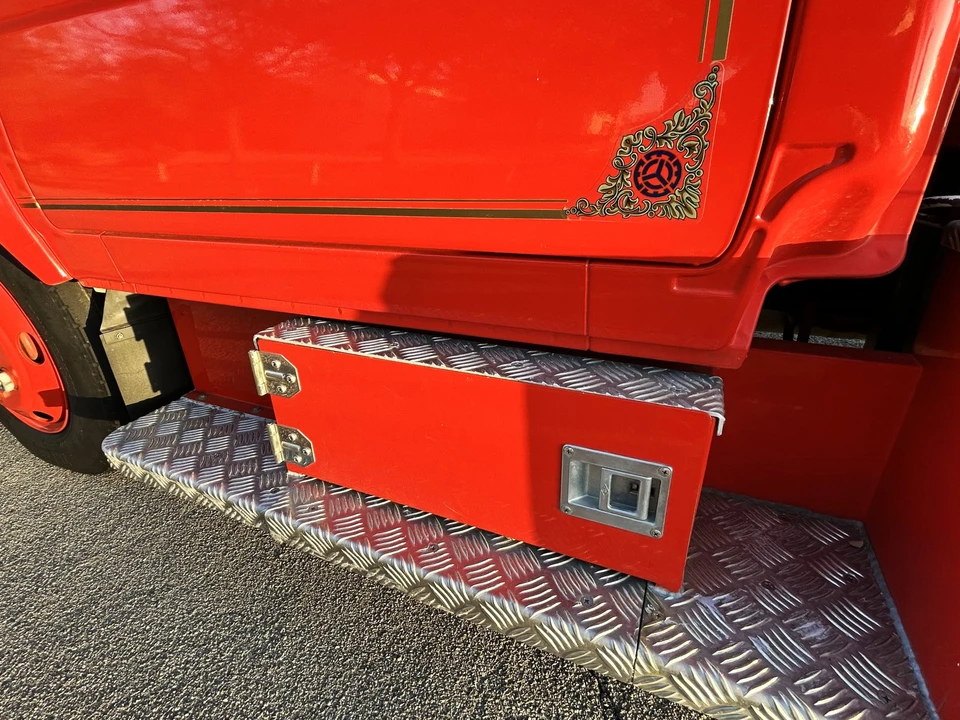 1995 Isuzu Elf - Image 31 of 31
