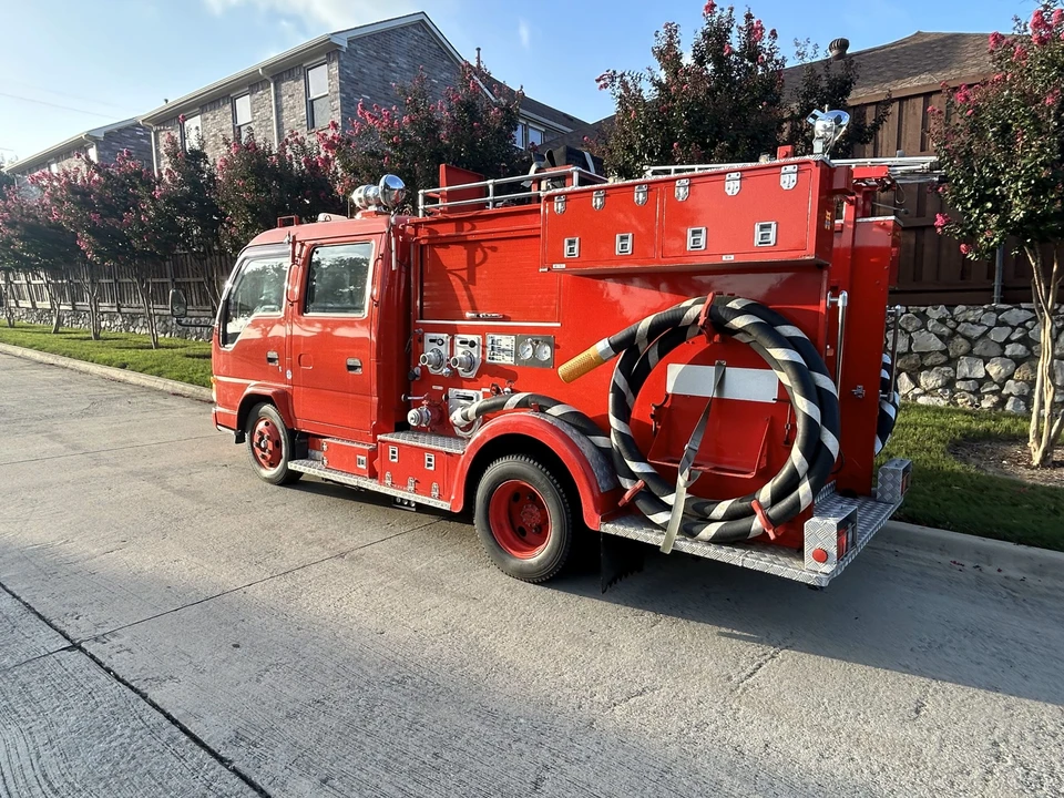 1995 Isuzu Elf - Image 9 of 31