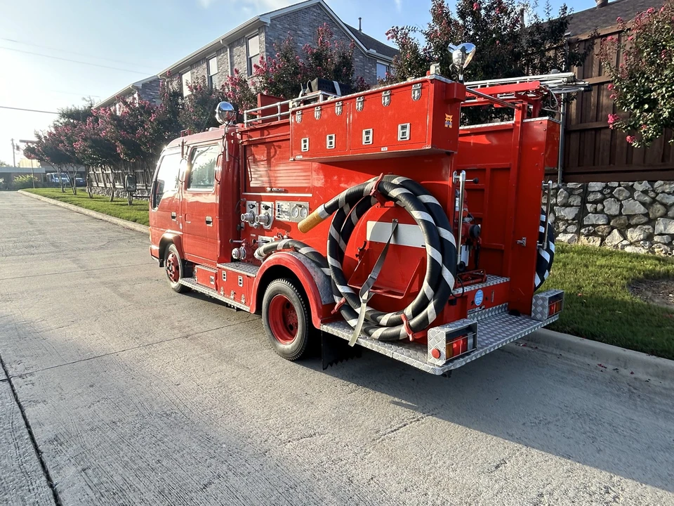 1995 Isuzu Elf - Image 10 of 31