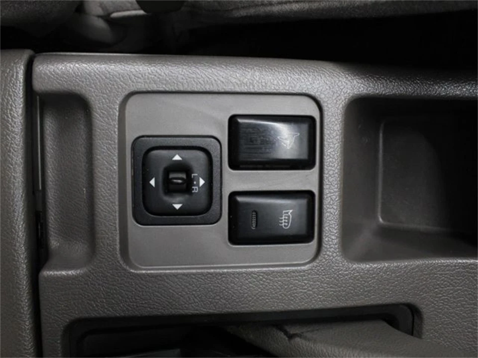 1995 Isuzu Trooper - Image 17 of 31