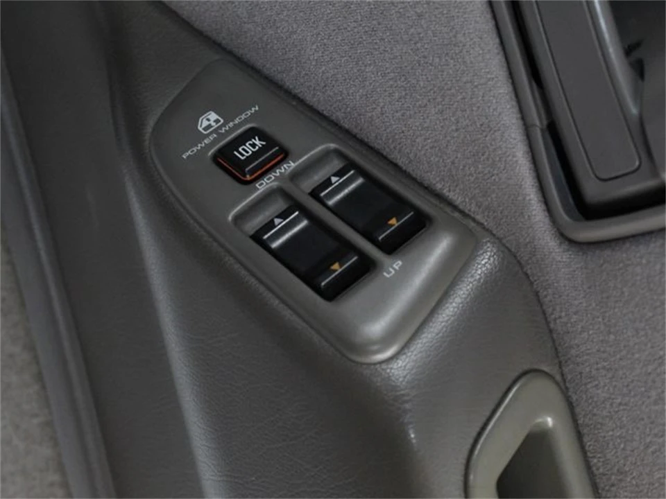 1995 Isuzu Trooper - Image 29 of 31