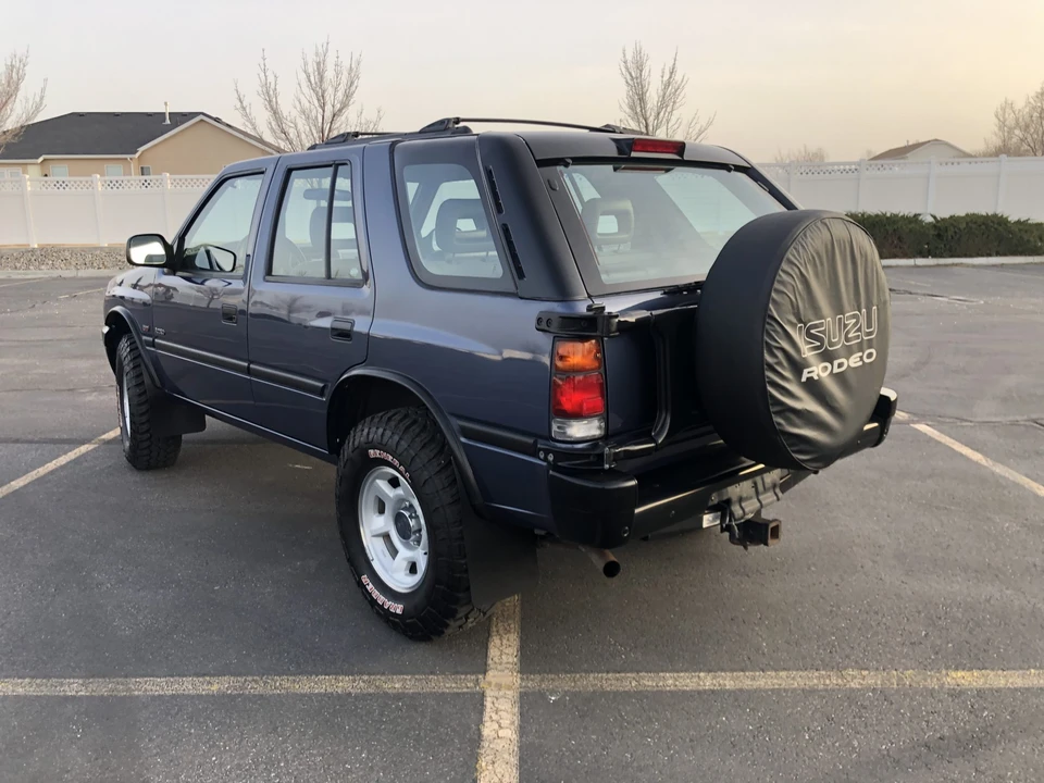 1995 Isuzu Rodeo - Image 19 of 31
