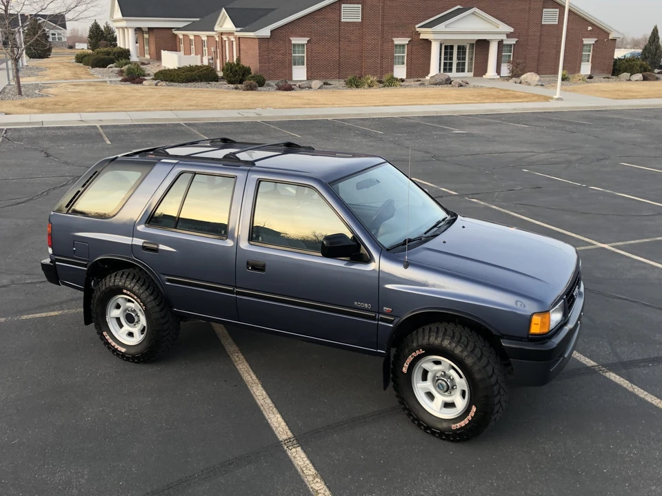 1995 Isuzu Rodeo - Image 11 of 31