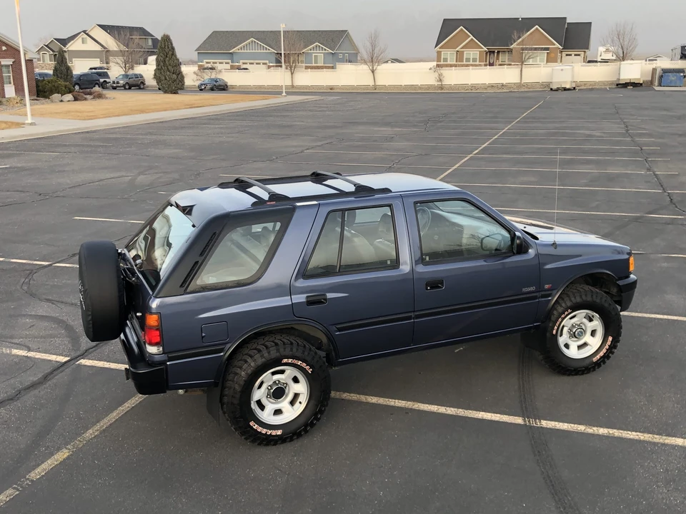 1995 Isuzu Rodeo - Image 17 of 31