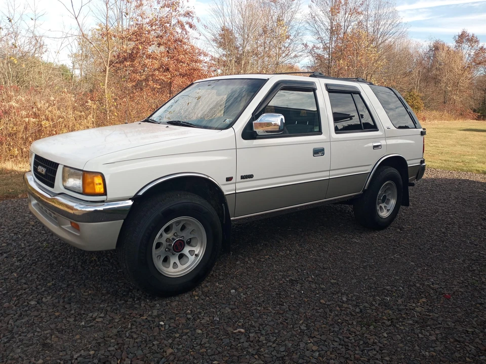 1995 Isuzu Rodeo - Image 3 of 31