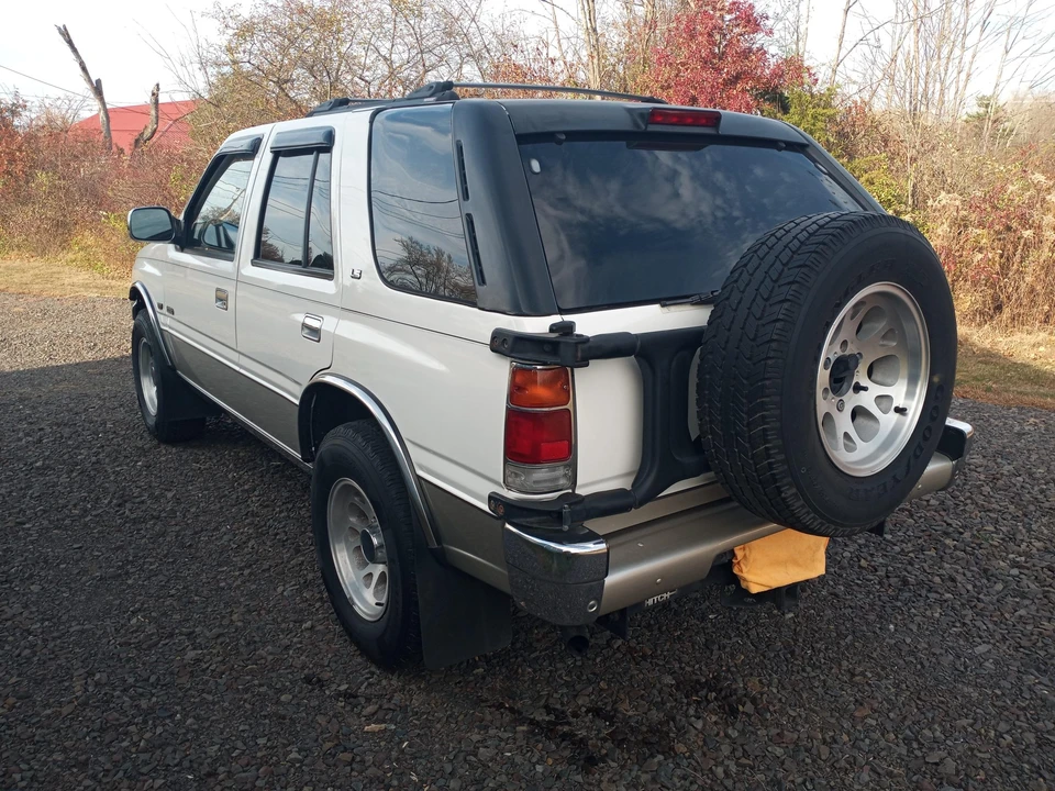 1995 Isuzu Rodeo - Image 6 of 31