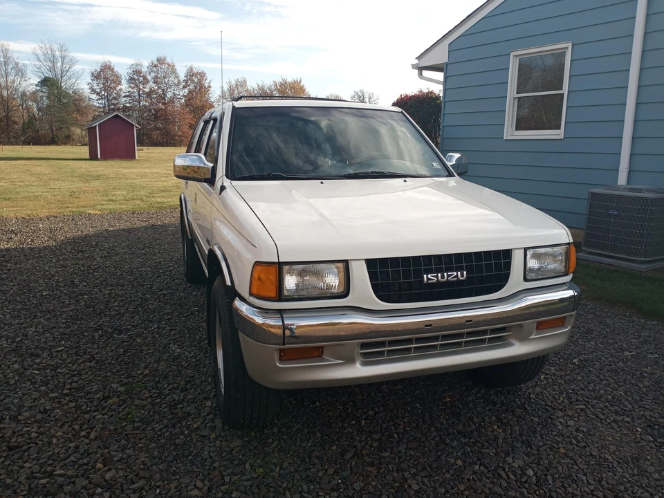 1995 Isuzu Rodeo - Image 11 of 31