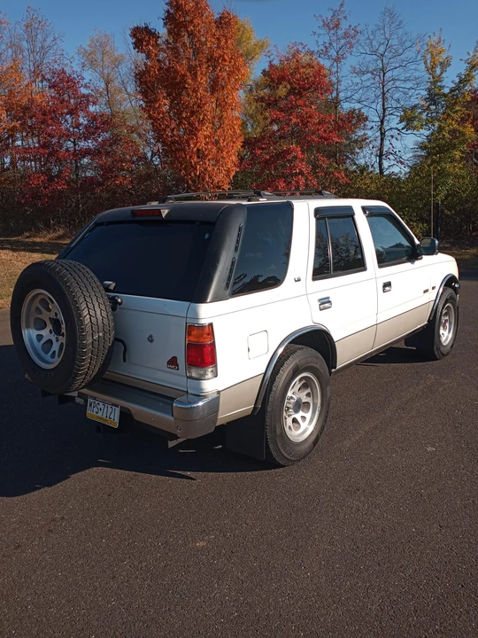 1995 Isuzu Rodeo - Image 7 of 31