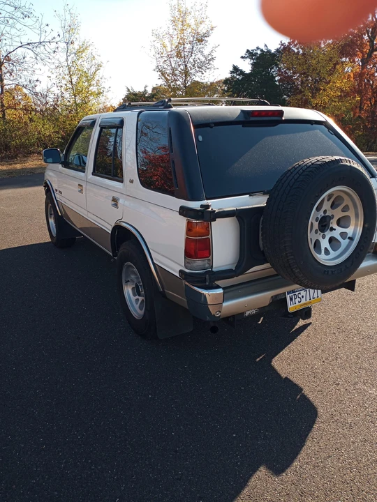 1995 Isuzu Rodeo - Image 16 of 31