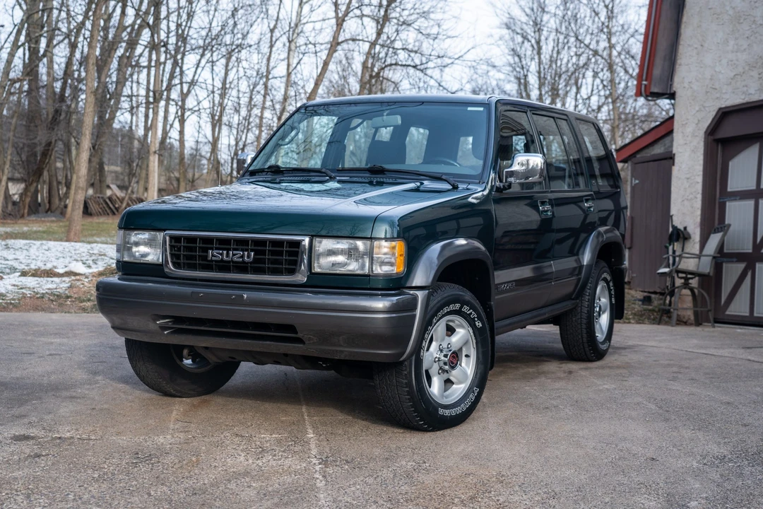 1995 Isuzu Trooper - Image 6 of 31
