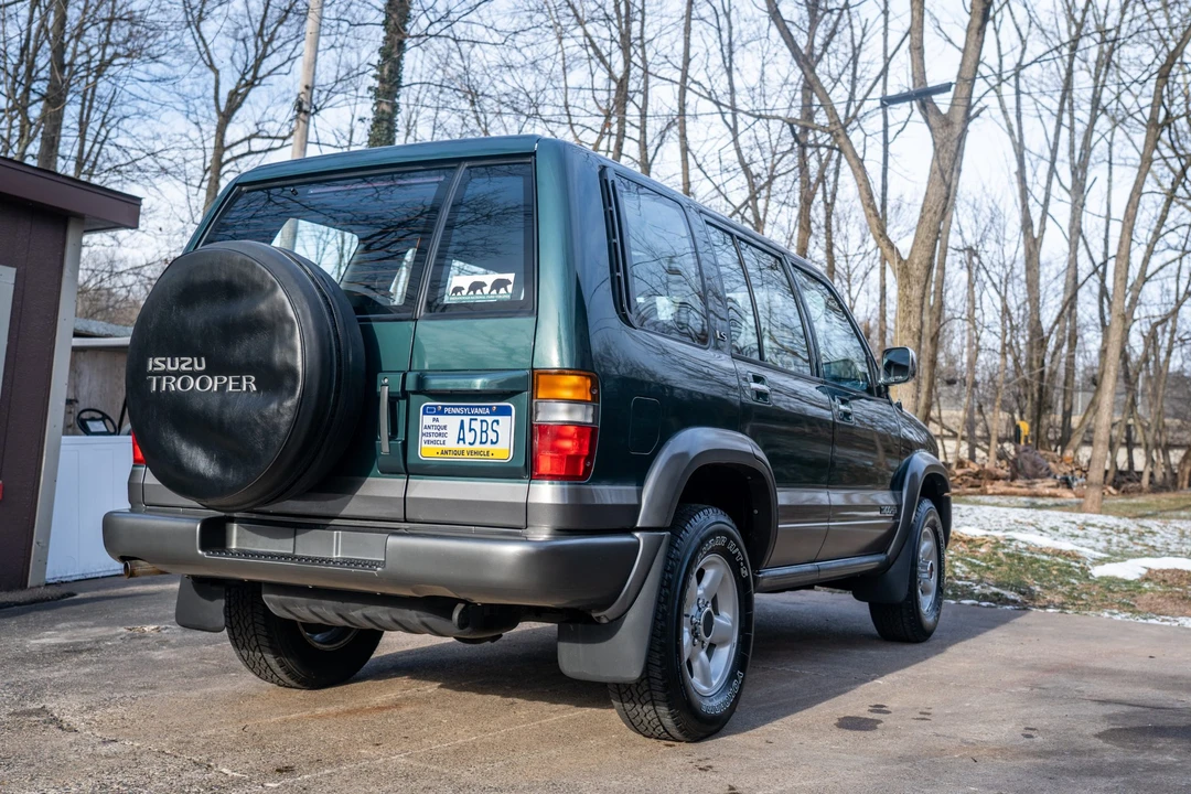 1995 Isuzu Trooper - Image 20 of 31