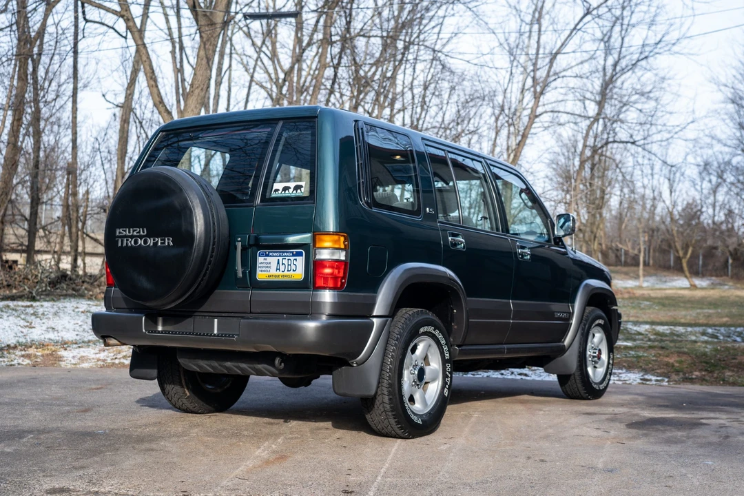 1995 Isuzu Trooper - Image 24 of 31