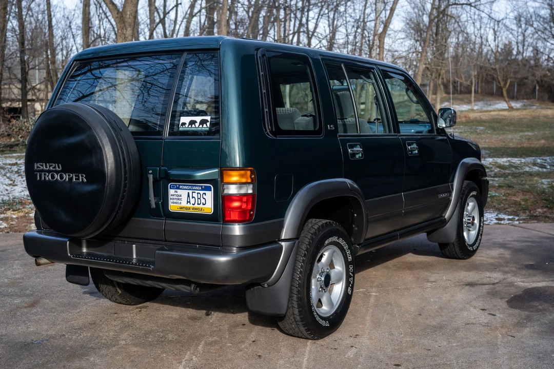 1995 Isuzu Trooper - Image 22 of 31