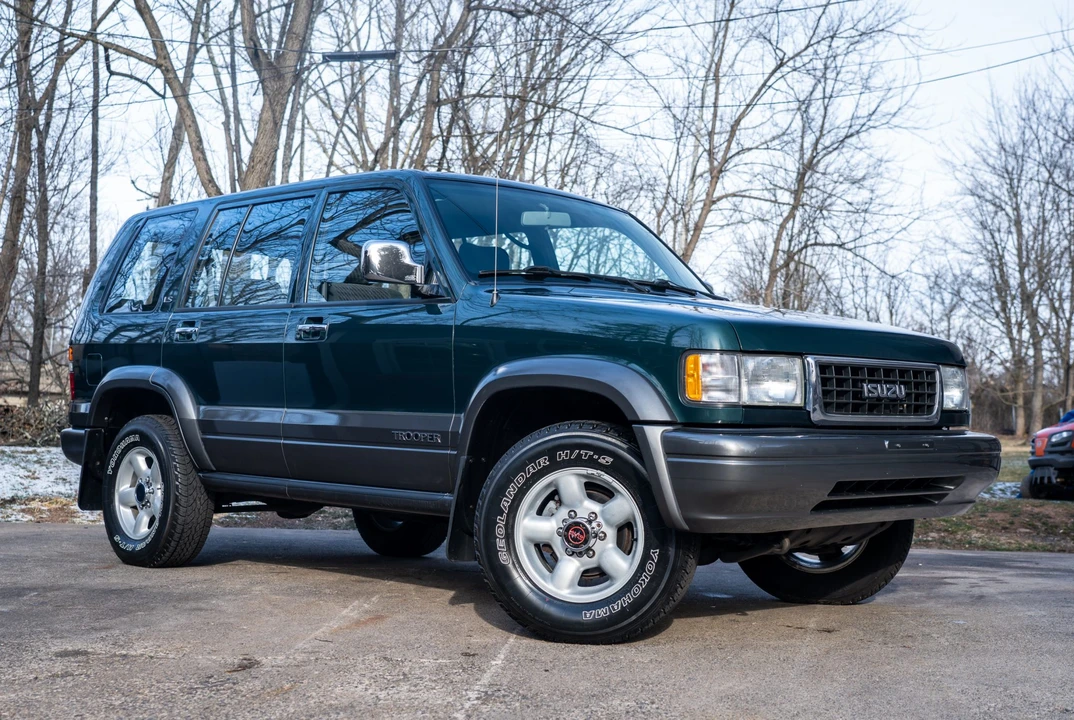 1995 Isuzu Trooper - Image 30 of 31