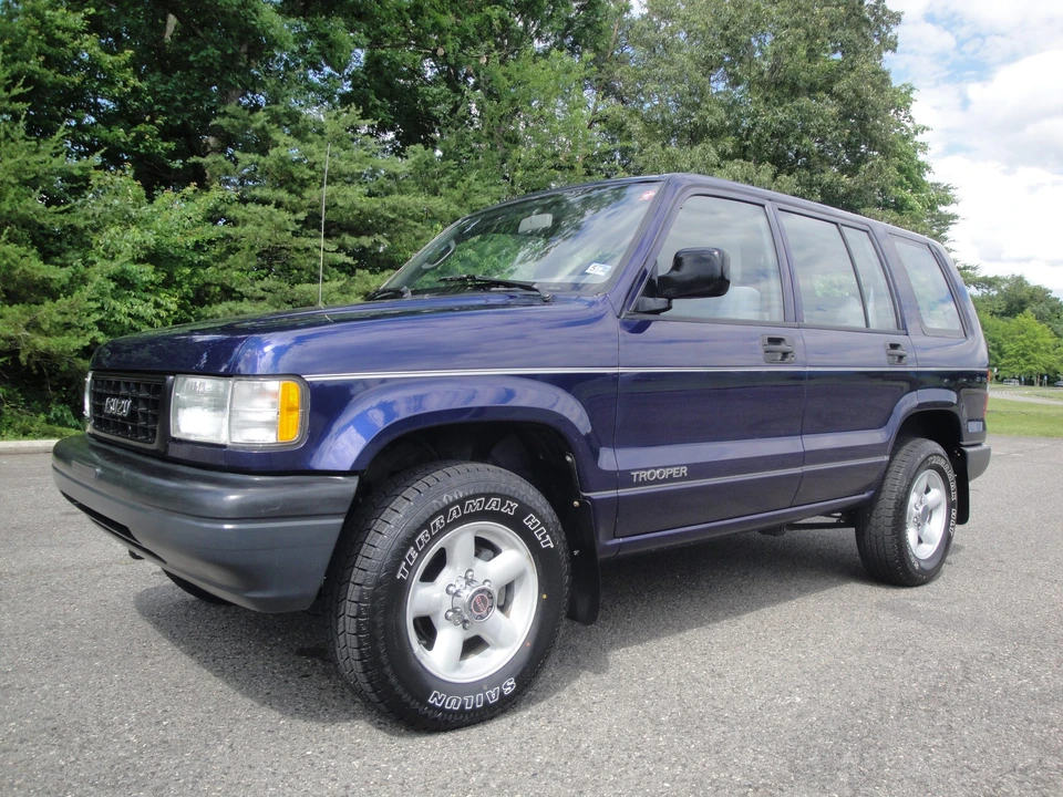 1995 Isuzu Trooper - Image 6 of 31