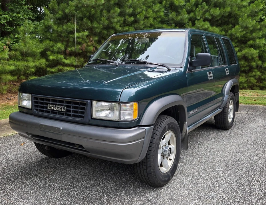 1995 Isuzu Trooper - Image 6 of 31