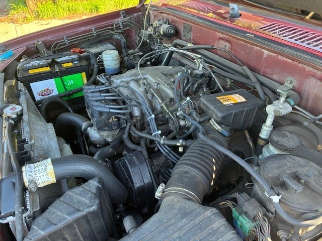 1995 Isuzu Trooper - Image 2 of 9