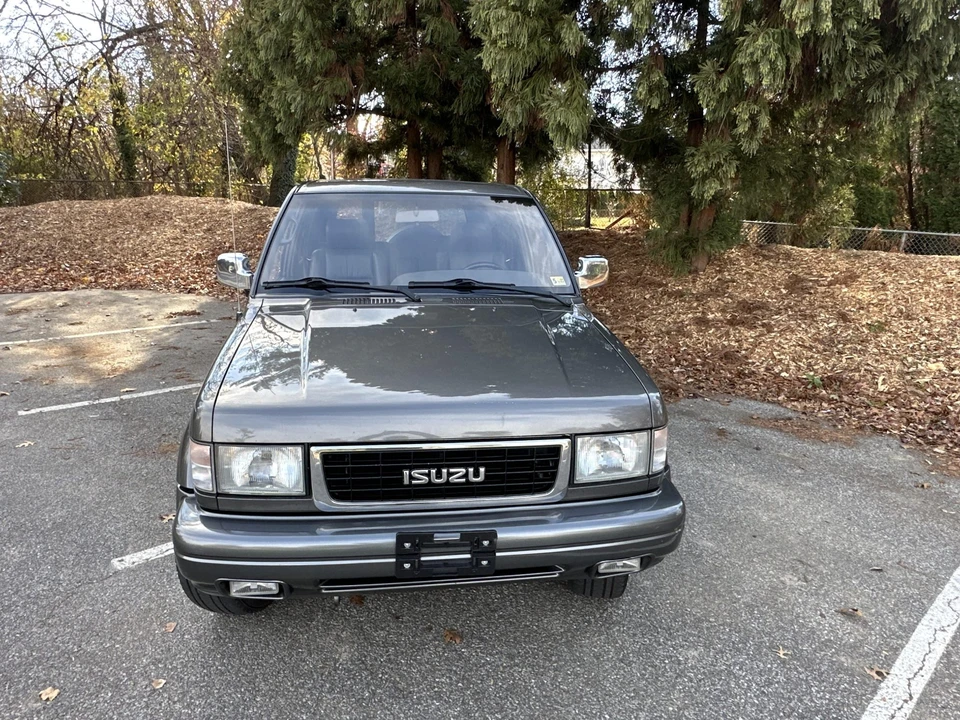 1995 Isuzu Trooper - Image 24 of 31