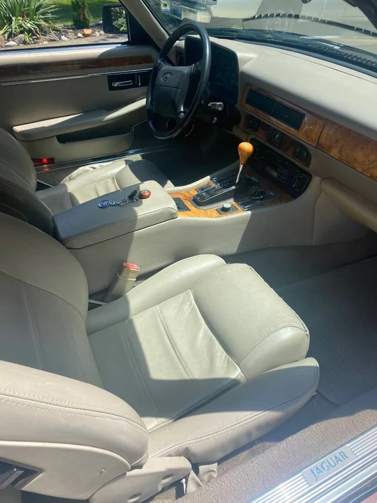 1995 Jaguar XJS Convertible - Image 9 of 22